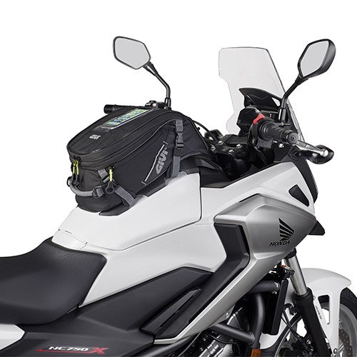 Borsa Givi Ea116 Specifica Per Moto Honda Nc 750x (16-19) Da Montare Sopra Il Vano Portacasco Della Moto, 10 Litri - 4